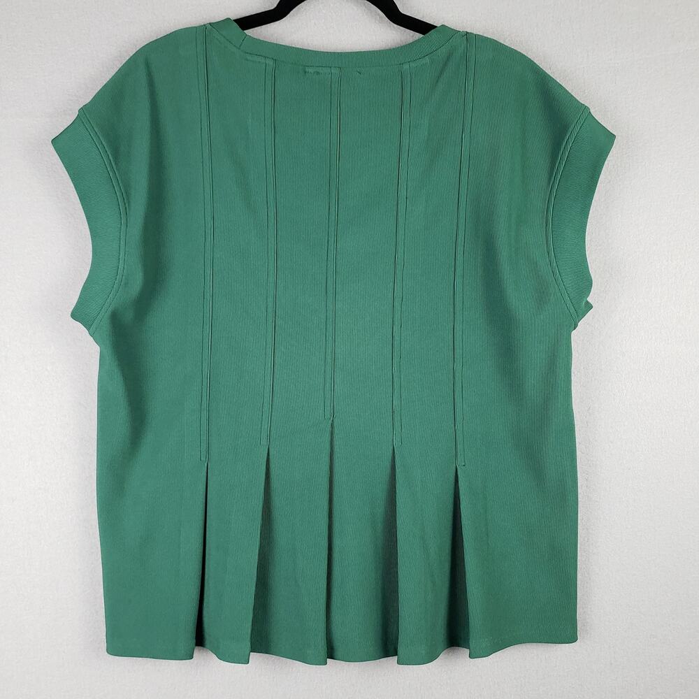 Entro Size L Cap Sleeve Pleated Blouse Green Fall Closet Staple Elevated Basic - Picture 8 of 8